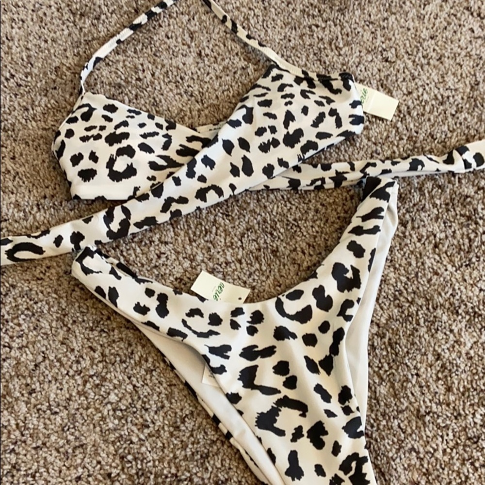 NWT aerie cheetah bikini set
